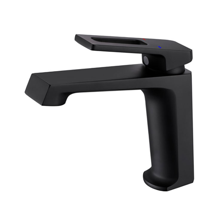 Faucet Kamar Mandi Hitam Matte